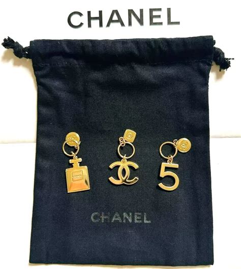 chanel 2023 charm